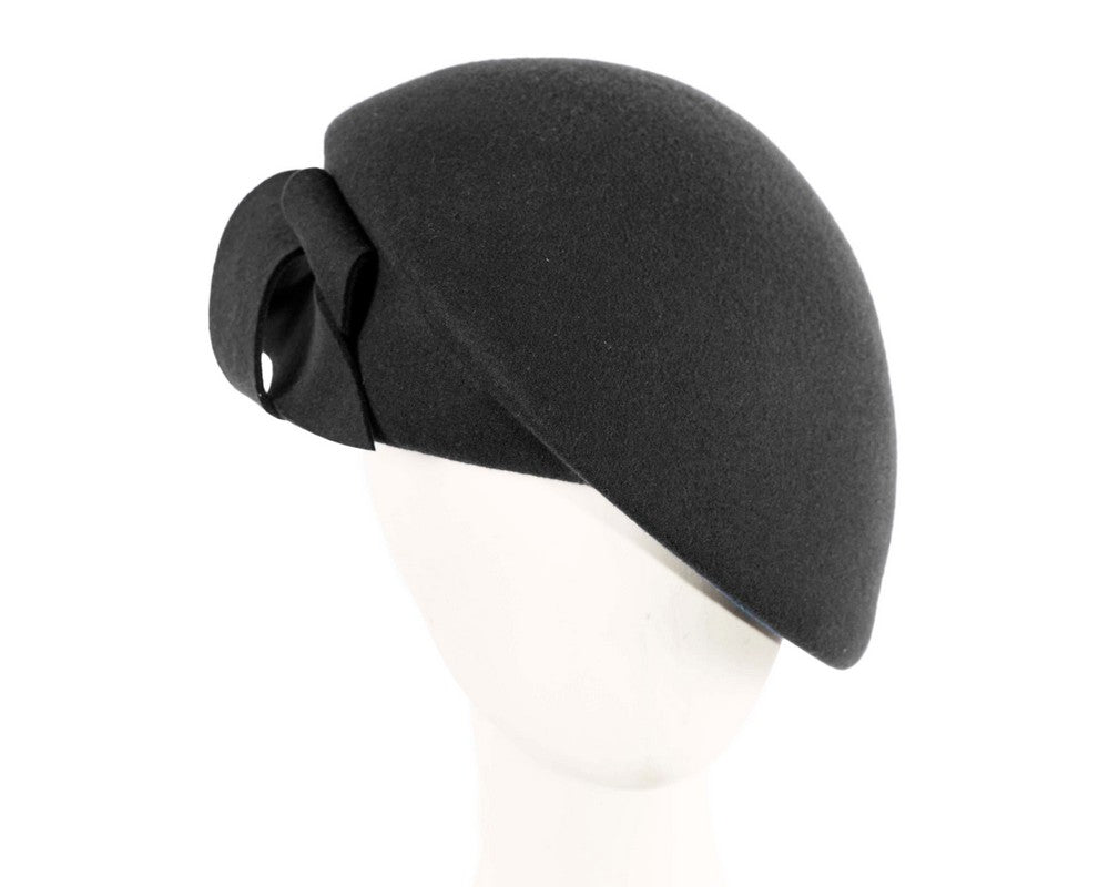 Black felt beret hat by Max Alexander-0